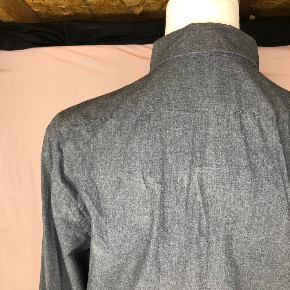Ladies Long-Sleeve Button-Down Shirt - Charcoal Gray Size Small Banana Republic - Picture 9 of 13